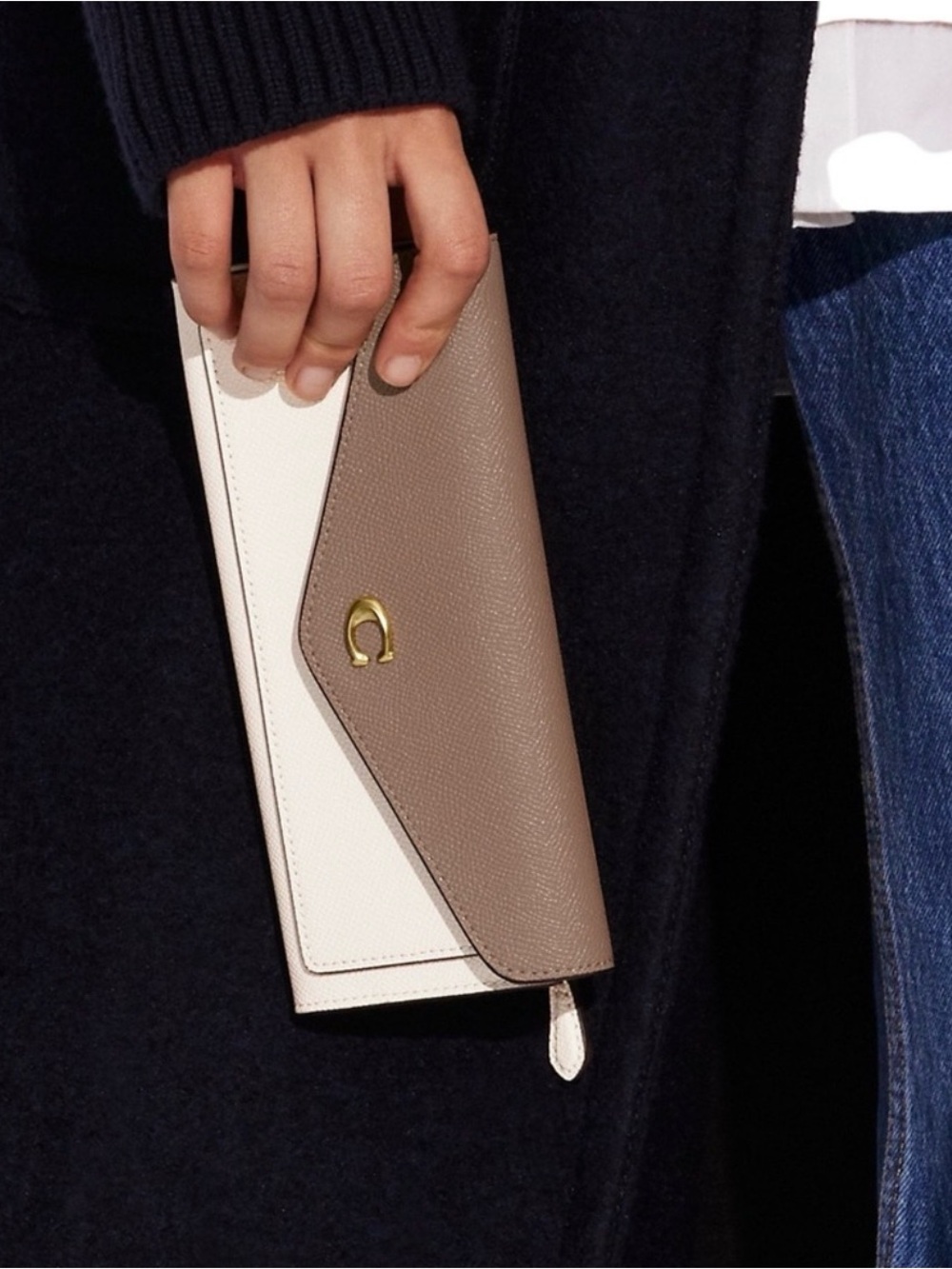 Coach Wyn Soft Wallet In Colorblock - Picture 3 of 7